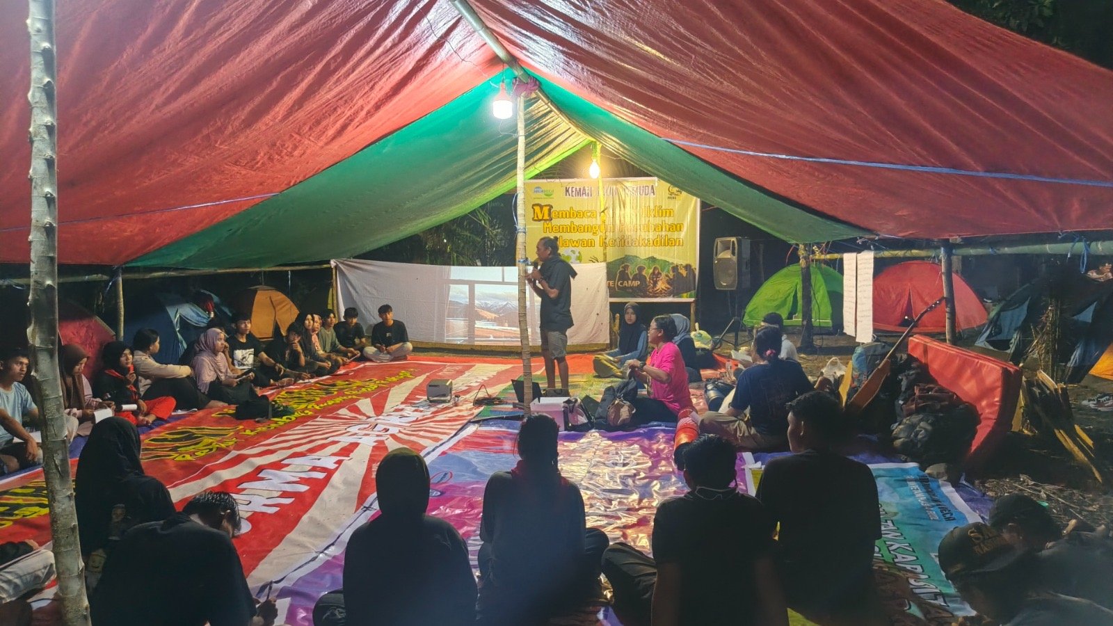 Dari Sungai Lonu hingga Hutan Amazon: Pemuda Membongkar Akar Krisis Iklim 8e2e6ebd c4de 47b7 be31 9ee4fc125f60